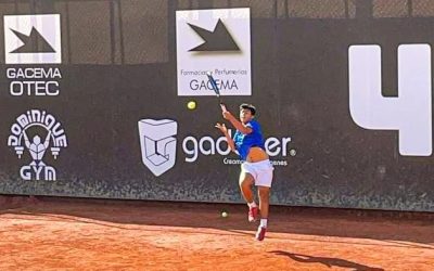 Alumno destaca en torneo de tenis nacional